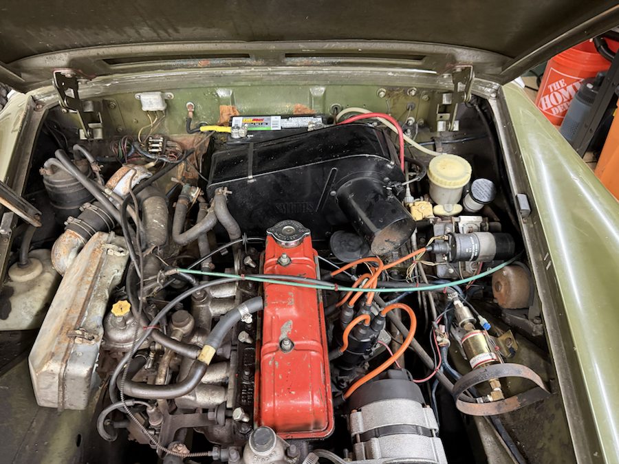 This Midget's engine bay, seen from above